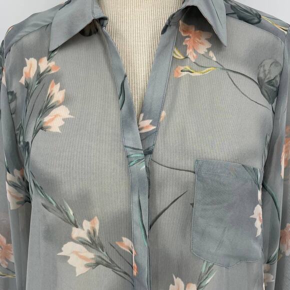 Ro & De Floral Sheer Gray Blouse - Picture 4 of 6